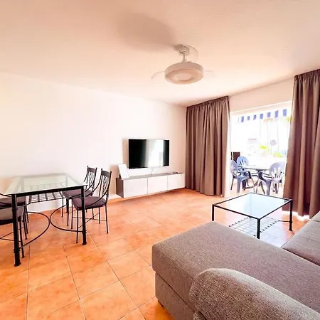 Ocean View Duplex - Club Atlantis In Puerto Colon Se16 Holiday home *
